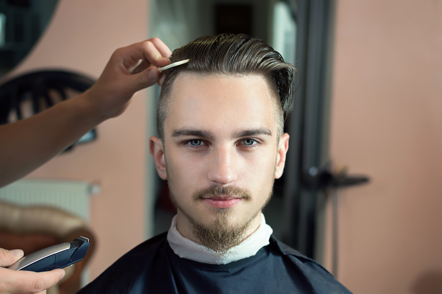 3 Easy Hair Straightening Methods for Men