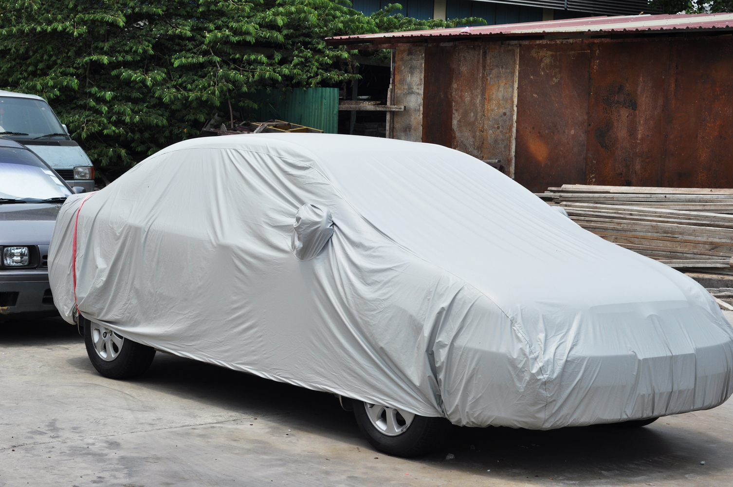 4 Questions to Ask Before Buying a Car Cover