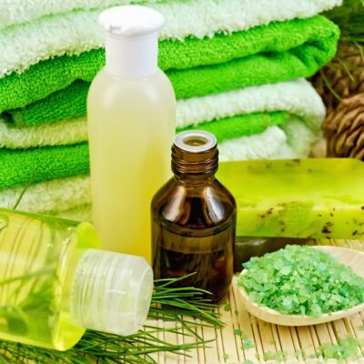 Natural Solutions to Combat Dandruff